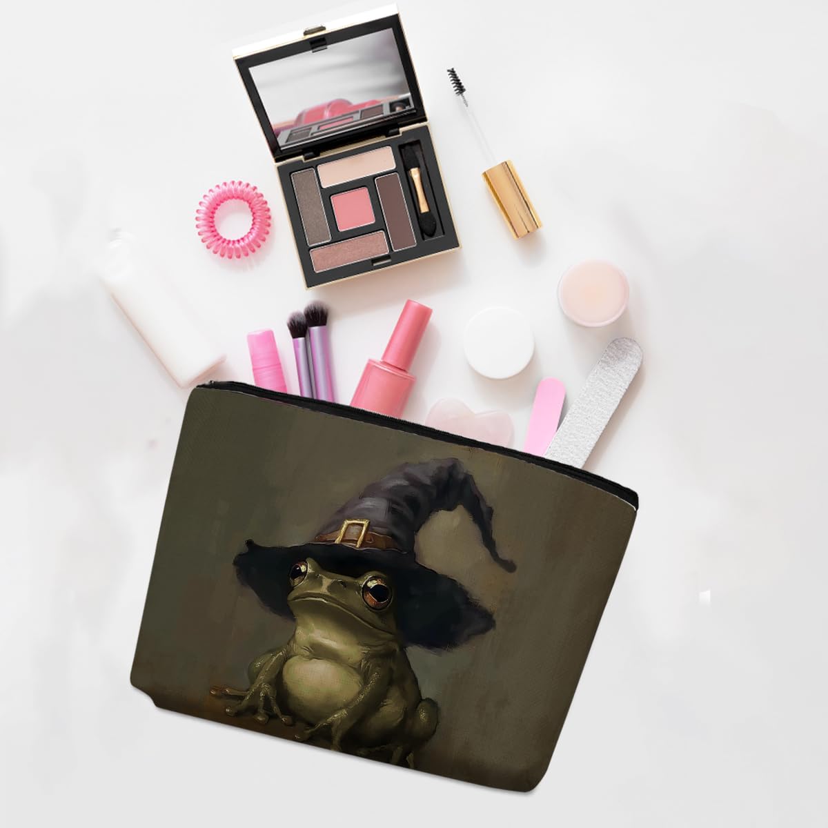 Frog Lovers Gifts, Funny Frog Makeup Bag, Aesthetic Design Canvas Zipper Organizer Pouch Cute Roomy Portable Toiletry Bag for Women Girls Travel Storage Accessories