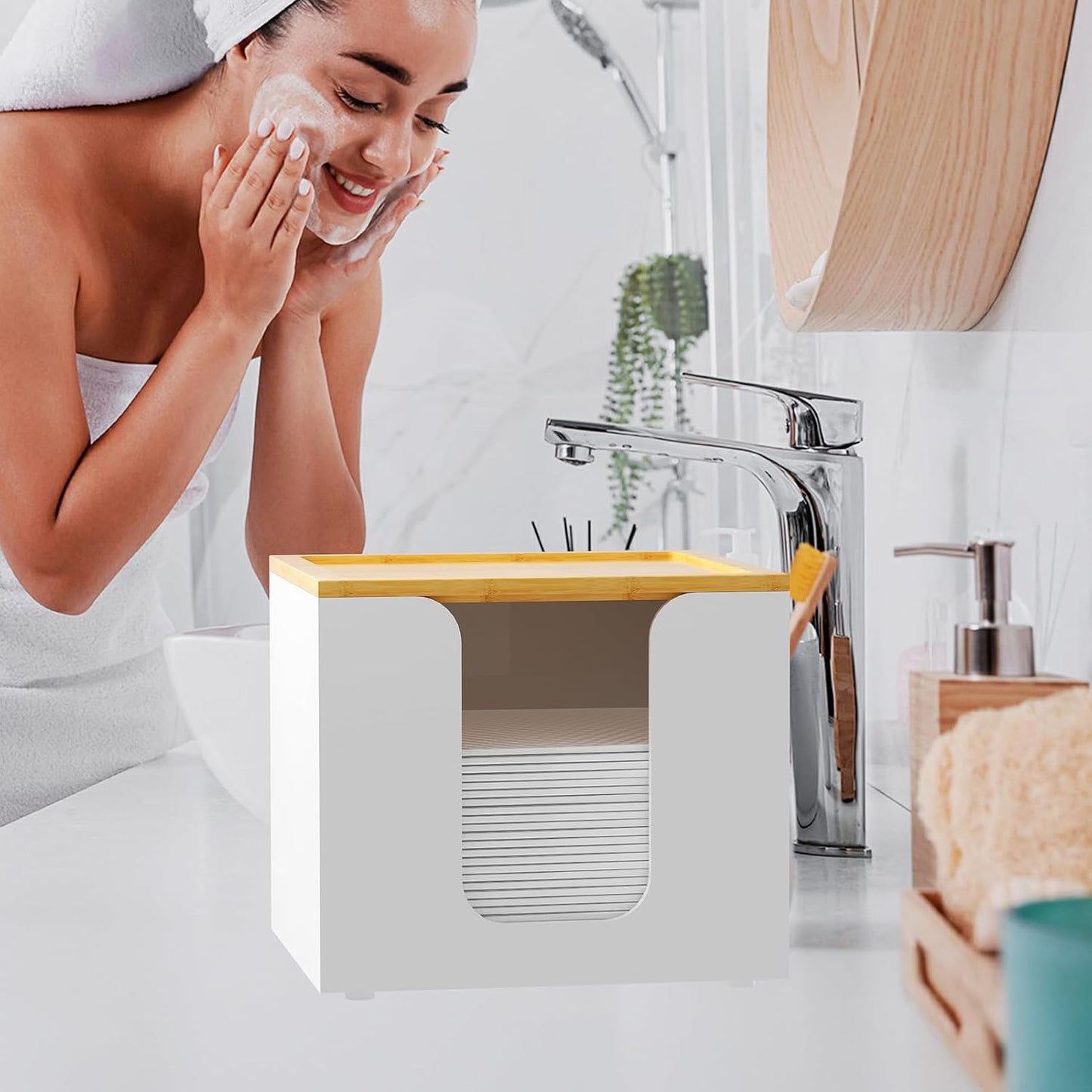 VITVITI Acrylic Face Towel Holder Box - Large Disposable Towel Storage with Bamboo Lid for Bathroom & Vanity