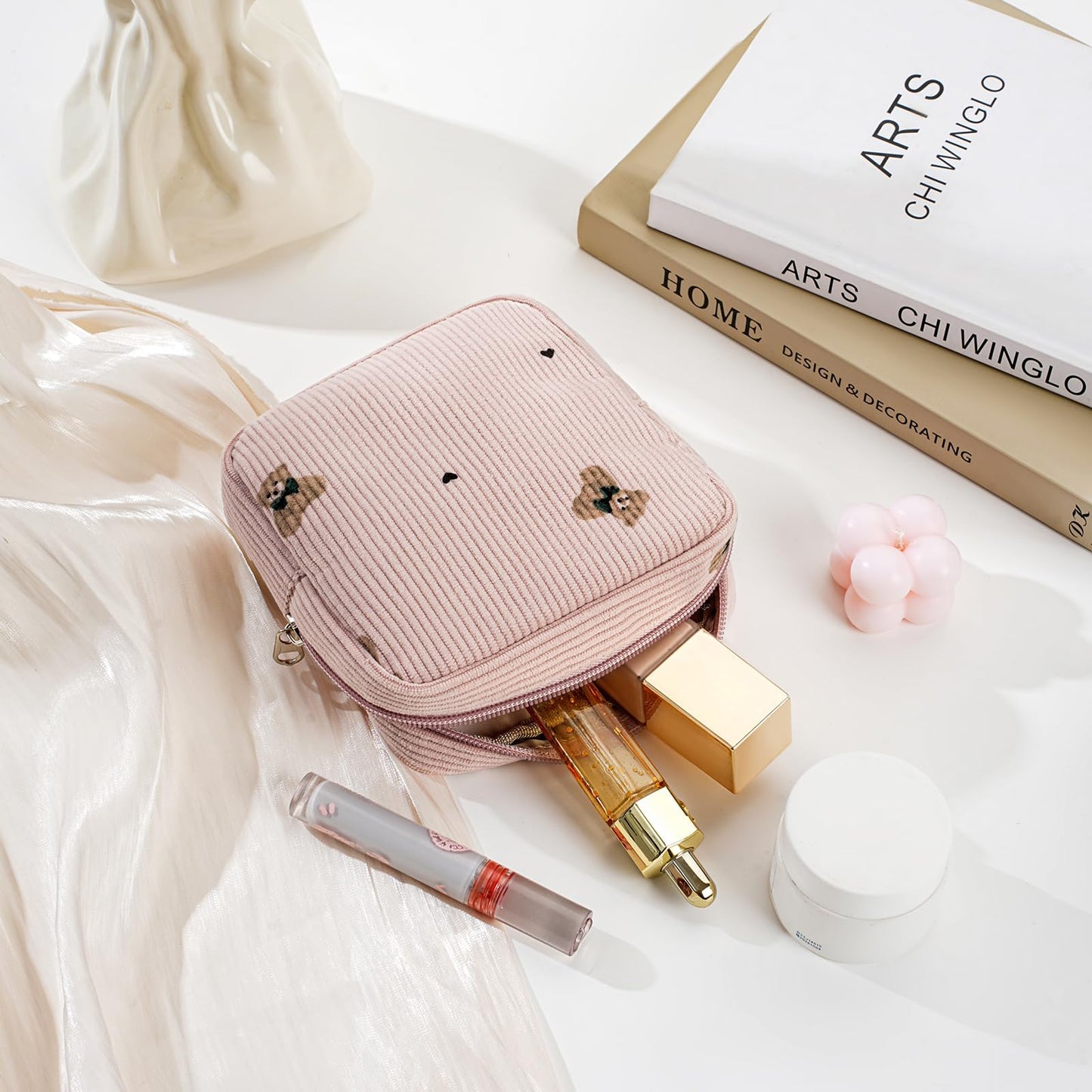 RSRSLEII Cute Mini Corduroy Zipper Makeup Bag for Purse, Coquette Aesthetic Pouch with Bear Pattern for Women Girls,Key Pocket Lipstick Bag Card Holder Data Cable Organizer(01Pink Bear)