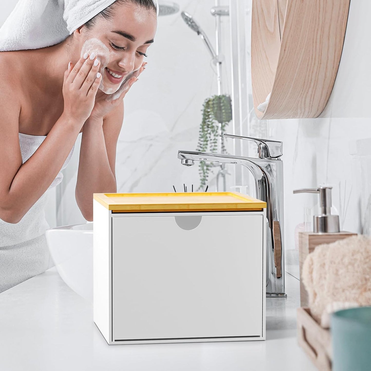 VITVITI Acrylic Face Towel Holder Box - Large Disposable Towel Storage with Bamboo Lid for Bathroom & Vanity