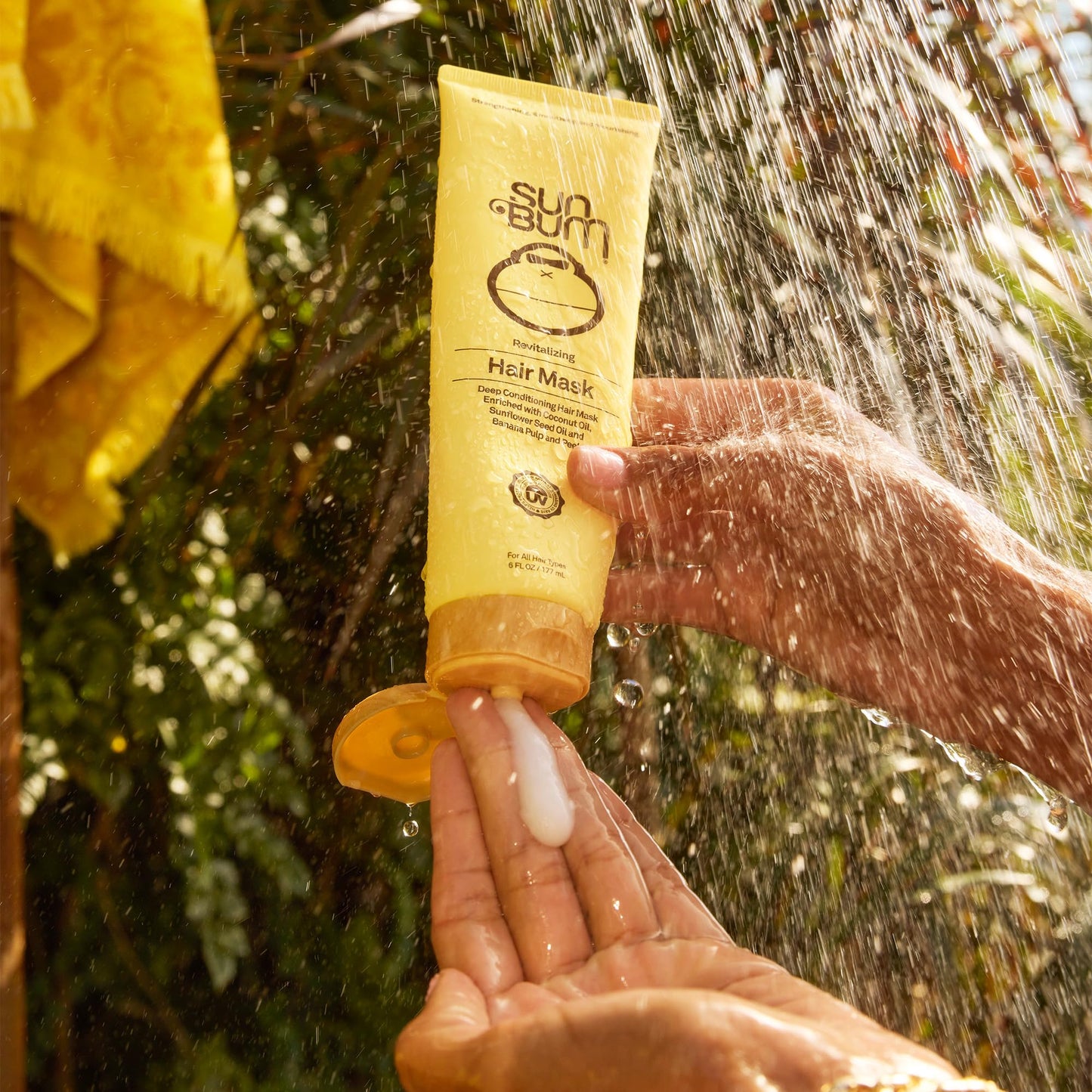 Sun Bum Revitalizing Deep Conditioning Hair Mask - Moisturizing and Restoring Treatment for Damaged Hair - Strengthening - Smoothing and Nourishing Formula - Vegan and Cruelty Free - 6 oz
