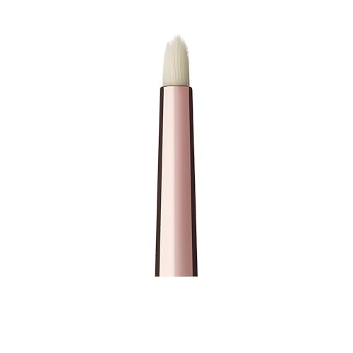 Eyeliner Smudge Brush for Precise Eye Makeup Application - Charlotte Tilbury