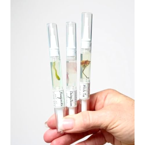 Lavender Cuticle Oil Trio- CLEAN BEAUTY AWARD WINNER- Professional Manicure and Pedicure Set- Nourishes, Strengthens, Protects (Pack of 3)
