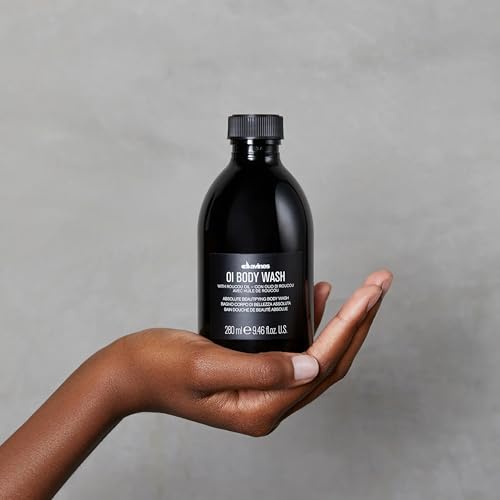Davines OI Body Wash, Gently Cleansing Moisturizing Body Wash for All Skin Types - Hydrates & Softens Skin with Antioxidant Roucou Oil - Rich Creamy Foam with Signature OI Scent, 9.47 Fl Oz