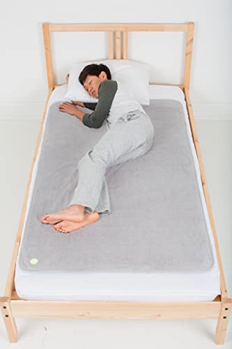 Waterproof Bed Mat for Bedwetting - Light Gray, Reusable 3x5 ft