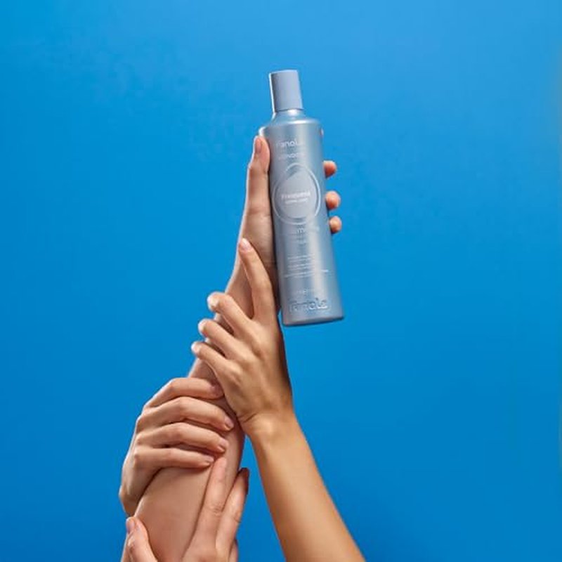 Fanola Wonder Frequent Hair Conditioner for Women & Men - Lightweight Daily Moisturizing Conditioner for Dry Hair - Conditions & Detangles for Softer & Brighter Strands (350 ml)