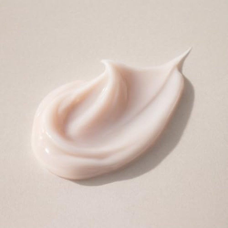 Consult Beaute - Champagne Lift Firming Eye Cream - Anti-Wrinkle - Diminish Appearance of Fine Lines - Hydrating Moisture - Instant Illumination - Nourishing Caviar and Grape Seed Extract - 0.5 oz