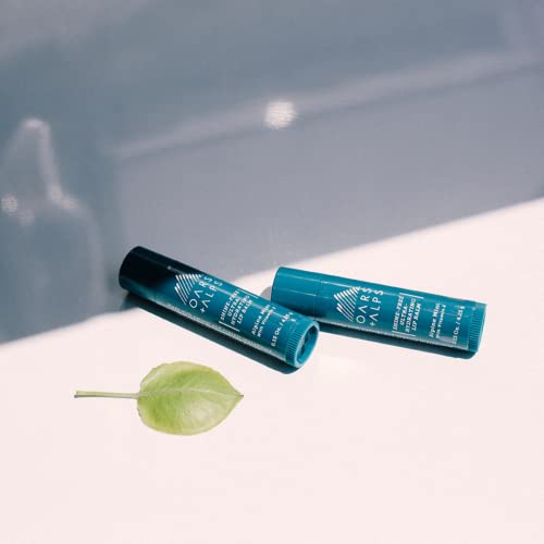 Oars + Alps Clear Lip Balm for Men & Women, Ultra Hydrating Lip Care Infused with Vitamin E, Moisturizing, Nourishing, Paraben, Sulfate, Alcohol & Shine Free, Alpine Mint Scent, 0.45oz, 3pk