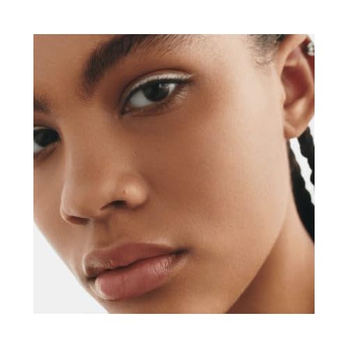 M.A.C Cosmetics Studio Fix Fluid SPF 15 24HR Matte Foundation + Oil Control - C5-1 fl oz / 30 mL