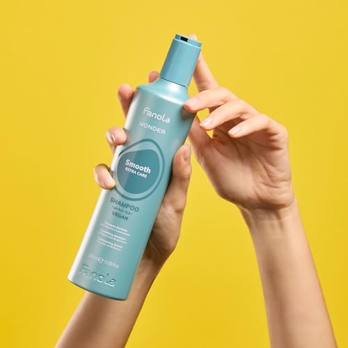Fanola Smoothing Shampoo for Frizzy Hair - Deep Cleansing & Nourishing Hair Shampoo for Women & Men - Formulated with Cotton Oil to Make Straightening Easier (1000 ml)