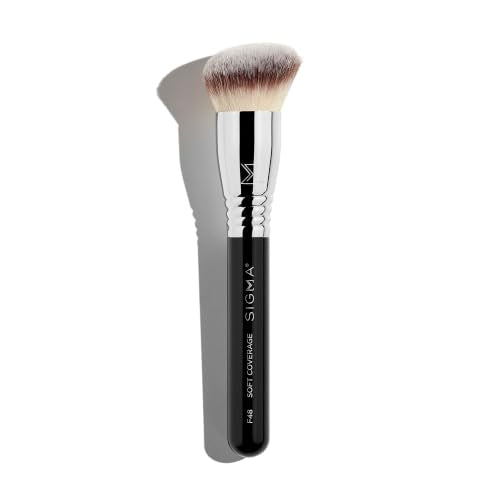 Dense Angled Foundation Makeup Brush - Medium to Full Coverage Blending Tool