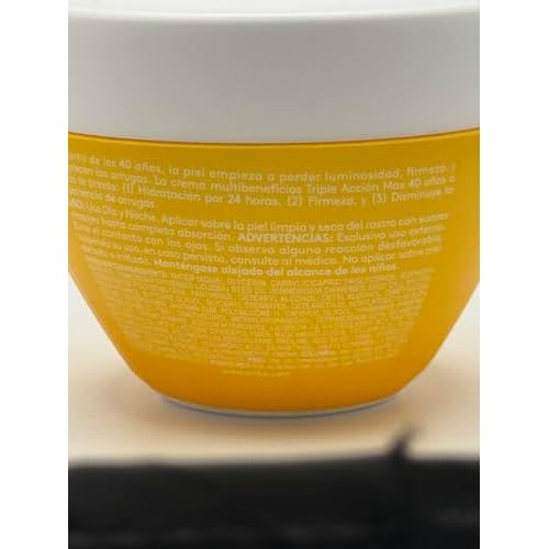 Triple Accion Max 40+ Hydra Firming Multi-benefit Facial Cream 200 g / 7 oz.