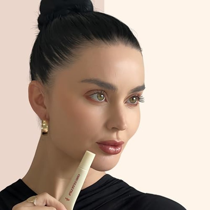 ed&i OMG Cute Lips ? Lip Gloss for Women with Shea Butter for Hydration, Light Shimmer, Lip Tinted High Shine Finish, Long Lasting Lip Gloss in Red Vanilla Frosting, Lightweight & Non-sticky