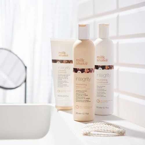 milk_shake Integrity Nourishing Conditioner - Anti Frizz Conditioner with Muru Muru Butter, Paraben Free
