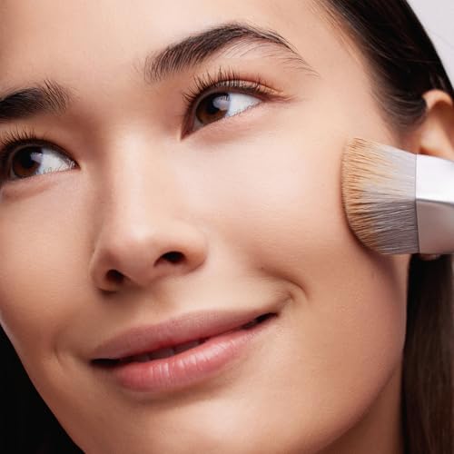 Ultra-Fluffy Foundation Makeup Brush - Seamless Blurring & Precise Contour