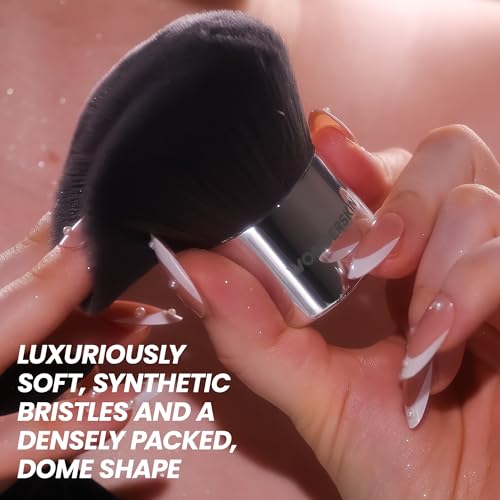 Wonderskin Kabuki Brush for Powder & Liquid Makeup - Flawless Finish