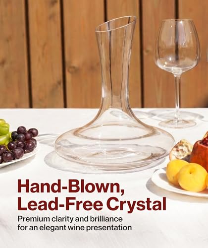 Large Crystal Wine Decanter with Built-in Aerator - Elegant Red Wine Carafe