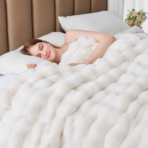 Faux Fur Queen Blanket for Couch - Ivory White 90x90cm Cozy Plush Throw