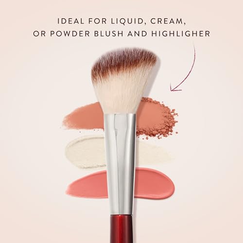 Small Angled Makeup Brush for Blush, Highlighter & Contouring