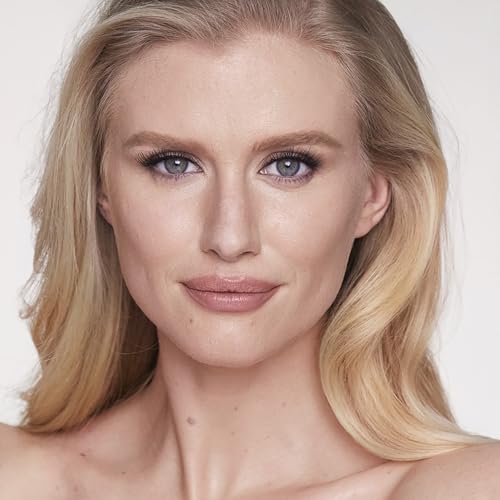 Charlotte Tilbury Airbrush Matte Bronzer - Smoothing & Blurring Powder Bronzer with an Airbrush Finish - Refillable Makeup Infused with Silky Mica & Hyaluronic Acid