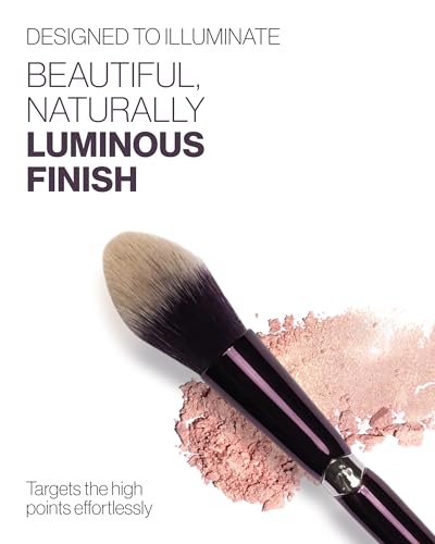 Anisa Beauty Tapered Highlighter Makeup Brush - Vegan, Precise Face Highlighting Tool