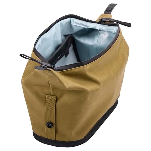 Thule Aion Toiletry Bag - Water-resistant bag for toiletries, makeup & shaving essentials - Removable liquids bag included - Easy to clean - Snap loop for easy hang - Waxed, PFC-free fabric