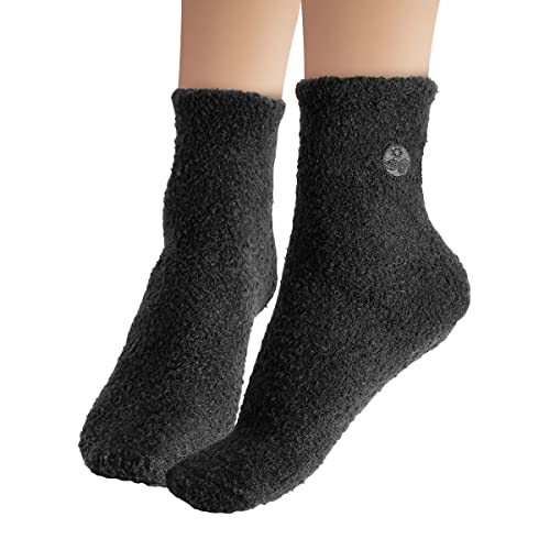 Earth Therapeutics Aloe Vera Socks ? Infused with Natural Aloe Vera & Vitamin E ? Helps Dry Feet, Cracked Heels, Calluses, Dead Skin - Use with Your Favorite Lotions - Black/Black (2 Pairs)