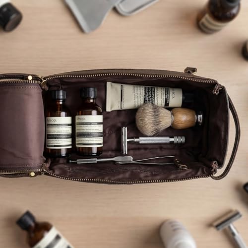 Leather & Latch Distressed Brown Full Grain Leather Toiletry Bag for Men & Women – Water-Resistant Travel Organizer with YKK Zipper