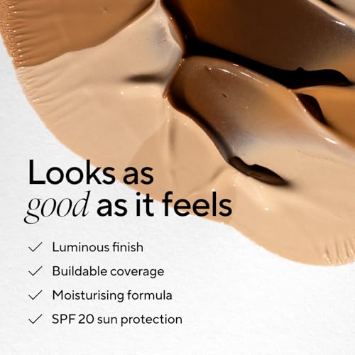 MADARA Liquid Foundation Face Makeup ? Skin Equal Soft Glow Mineral Foundation SPF15 IVORY 20-30 ml, Hyaluronic Acid, Buildable Medium Coverage, Dewy Finish, Vegan, COSMOS natural certified