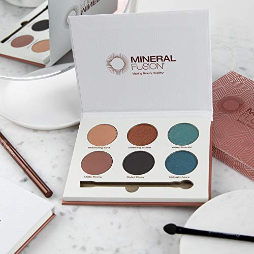 Mineral Fusion, Limited Edition Velvet Eye Shadow Palette, Multi Colors, 1 Count, Powder
