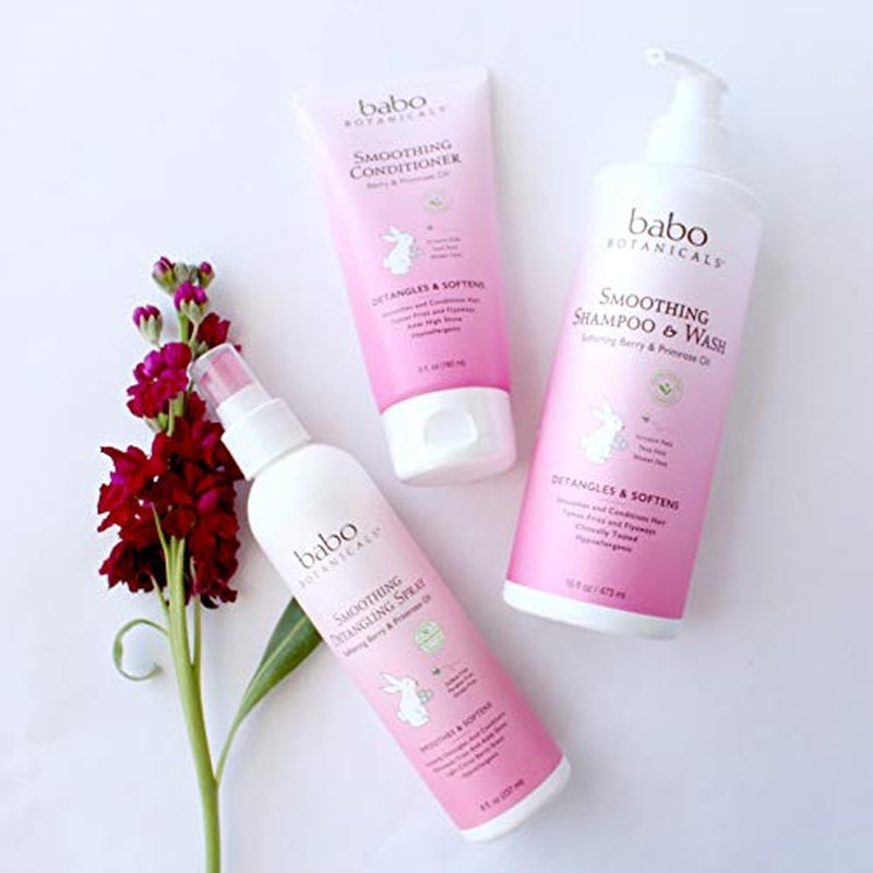 Babo Botanicals Smoothing Berry 2-in-1 Shampoo & Wash - Detangling & Nourishing - Eliminates Frizz & Prevents Static - Evening Primrose Oil - For all ages - Light Berry Fragrance- Vegan