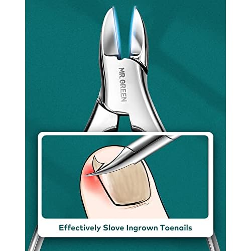 Manicure Set 8 in 1,Professional Pedicure kit,Stainless Steel Manicure Kit,Portable Travel Grooming Kit Nail Care Tools,Nail Clippers Pedicure Tools with Leather Travel Case (Green)