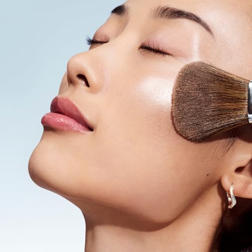 Clinique True Highlight Weightless Illuminator Highlighter | Luminous Glow + Natural Radiance