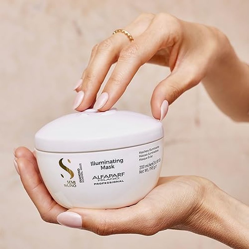 Alfaparf Milano Semi Di Lino Diamond Illuminating Hair Mask - Color Safe Deep Conditioner for Color Treated Hair - Adds Shine and Body - Sulfate, Paraben and Paraffin Free - Professional Salon Quality