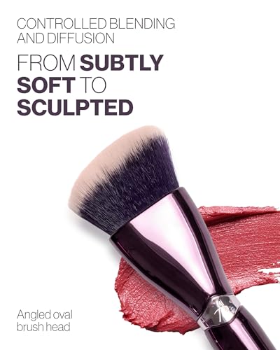 Angled Cream Blush Makeup Brush for Cosmetics Application