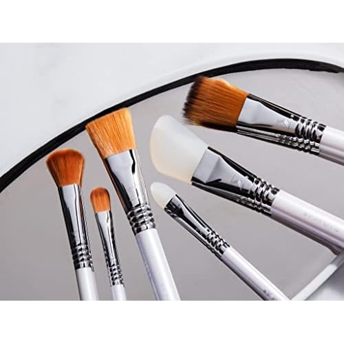 Sigma Beauty S10 Serum Skincare Brush ? Silicone Skincare Tool for Applying Skincare Products to Face and Skin, Face Moisturizer Brush for Liquid and Gel Serums (1 Pc)