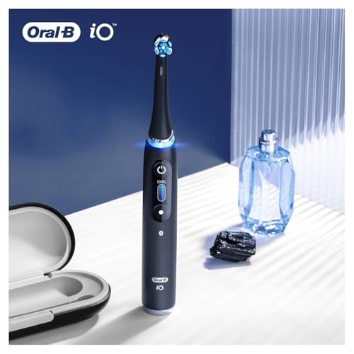 Oral-B iO Ultimate Clean Replacement Toothbrush Heads 8 Pack - Deep Plaque Removal