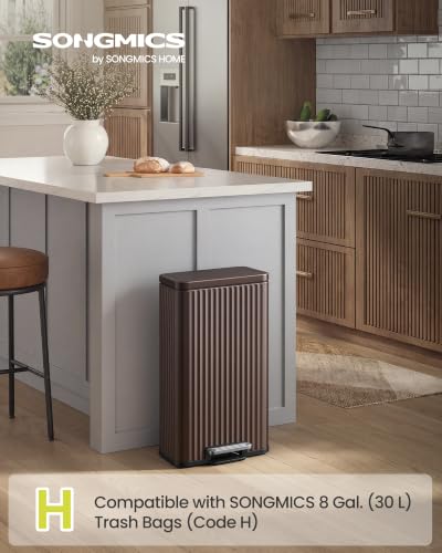 SONGMICS 8-Gallon Stainless Steel Trash Can with Lid and Pedal - Brown
