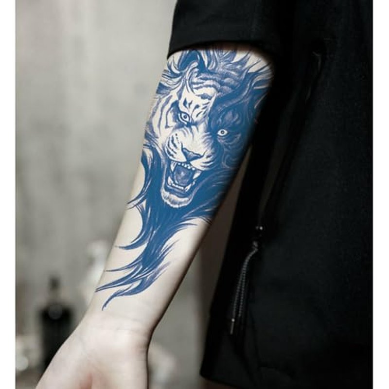 2 Sheets Semi Permanent Waterproof Temporary Tattoos, Lasts 1-2 Weeks, Realistic Look, No Adhesive, No Reflection Adult Body Art Stickers, Lion Tiger Arm