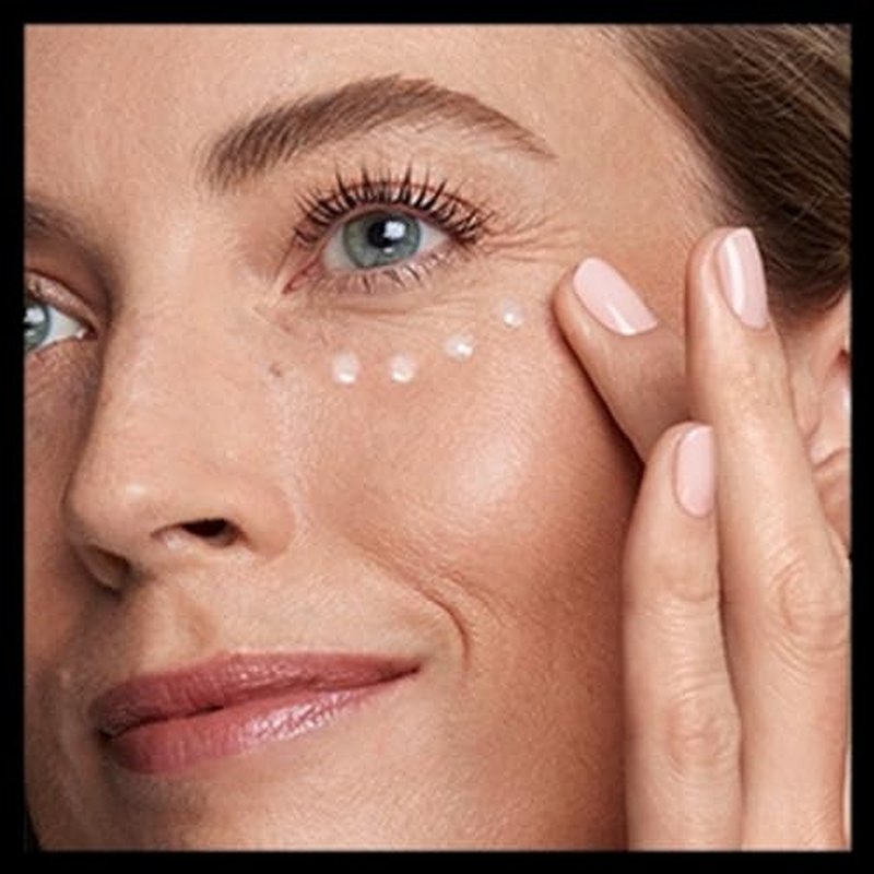 COVERGIRL Simply Ageless Blurring Serum, Anti Wrinkle, Face Serum, 1 Pack,Skin Tightening, Reduces Fine Lines, Formulated with Vitamin A & E, Argan Oil, Coconut Oil