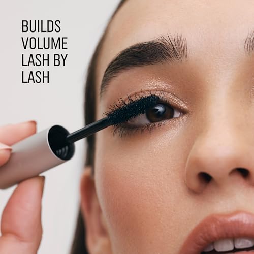 Bobbi Brown Smokey Eye Mascara | Long-Wearing, Volumizing Mascara | No Flaking or Smudging, 0.2 Fl Oz