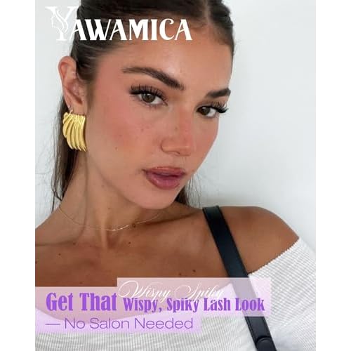 Spikes Lash Clusters Kit Wispy Manga Lash Clusters D Curl 10-18mm Anime Eyelash Clusters Fluffy Individual Lashes with Spikes DIY Lash Extension Kit with Bond and Seal and Lash Tweezers for Salon Look