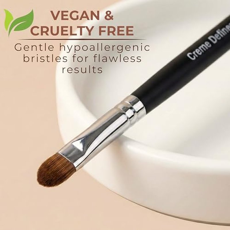 Creme Definer Eyeshadow Brush (1 Pc) Soft & Thick Premium Synthetic Vegan Bristles, Flat Cream Eye Shadow Brush for Makeup Artist-Quality Results, Cruelty-Free by Mommy Makeup