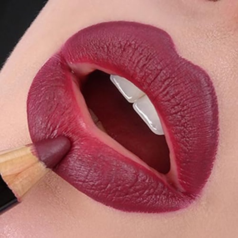 Lord and Berry Maximatte Crayon Lipstick - Matte Lipstick with Lip Liner - Enriched with Vitamin E - Intense Lasting Color - 3409 Younique - 0.06 oz