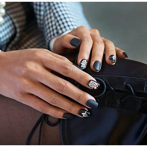 KISS imPRESS Press-On Nails Couture Collection Manicure Kit, ¡®Lavish¡¯, Patented Super-Hold Adhesive, 30 Fake Nails with 12 Accent Nails