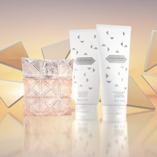 Moisturizing Body Lotion with Floral Amber Scent - Issey Miyake Lumiere d'Issey