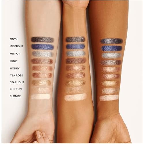 Shimmery Lid Lustre by Victoria Beckham Beauty