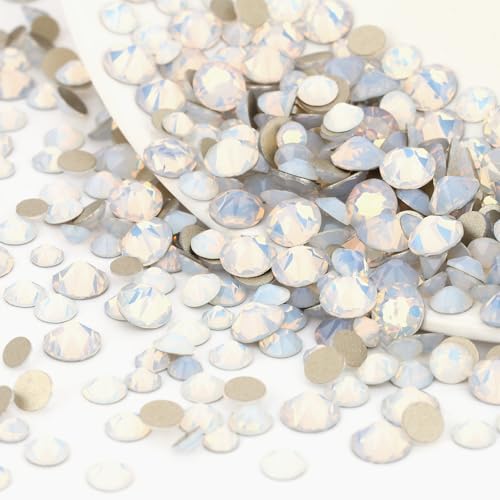 Novani 16 Facets Rhinestones White Opal SS20 - Non-Hotfix Nail Art & Crafting