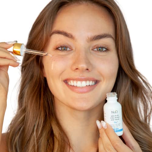Hyaluronic Acid Serum with Vitamin B5 for Deep Hydration & Skin Plumping