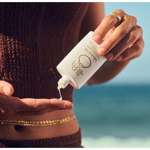 Sun Bum Mineral SPF 30 Face Sunscreen Lotion - Broad Spectrum and Fragrance Free Moisturizing Facial Sunscreen - Hawaii 104 Act Compliant (Without Octinoxate & Oxybenzone) - Travel Size - 1.7 oz